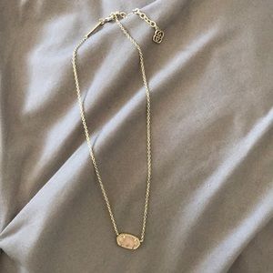 Dusty pink Kendra Scott Necklace
